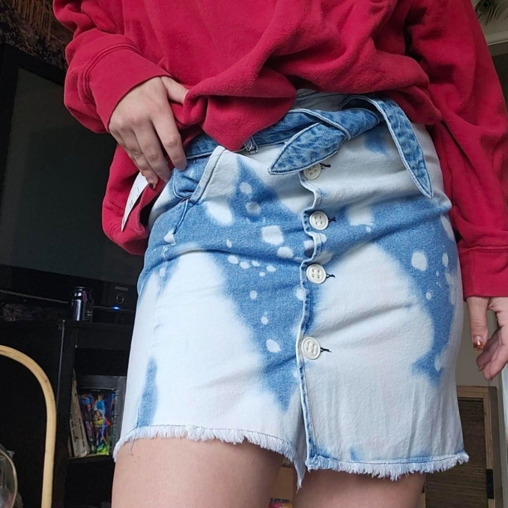 UO BDG Acid Wash Jean Skirt | size M